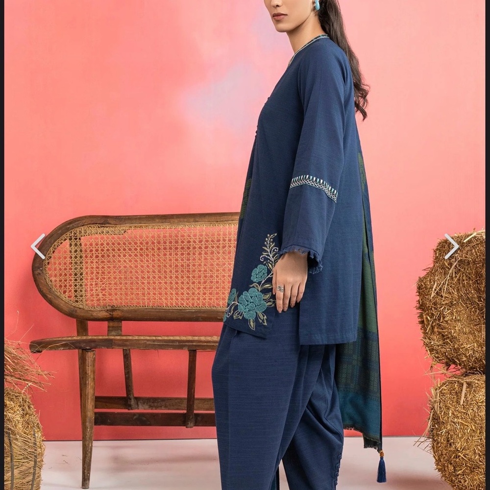 Women’s Navy Embroidered Long Sleeve Dress with Printed Shawl - Picture 3 of 7